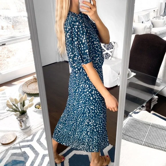 🌌 ANN TAYLOR TEAL TAN DOTTED MAXI DRESS! - Picture 3 of 9